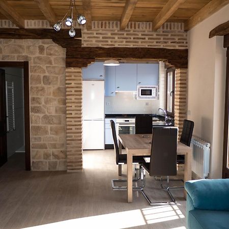 Apartamentos La Fabrica Villaluenga de la Vega Dış mekan fotoğraf