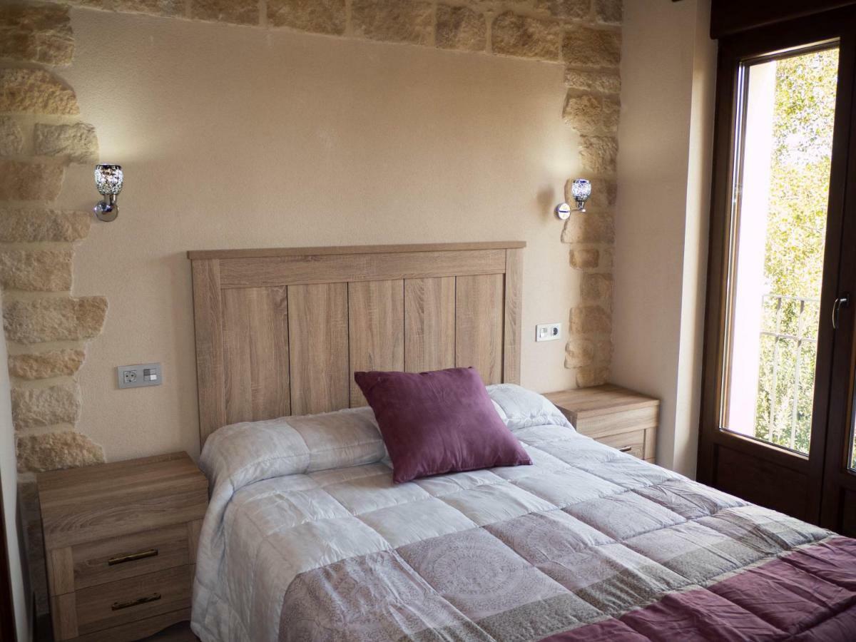 Apartamentos La Fabrica Villaluenga de la Vega Dış mekan fotoğraf