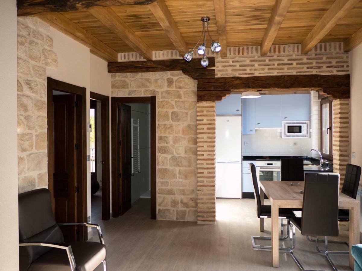 Apartamentos La Fabrica Villaluenga de la Vega Dış mekan fotoğraf