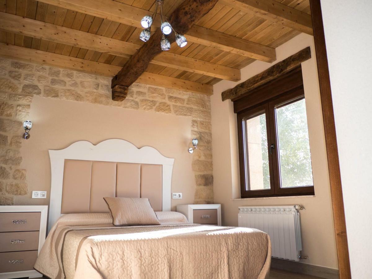 Apartamentos La Fabrica Villaluenga de la Vega Dış mekan fotoğraf