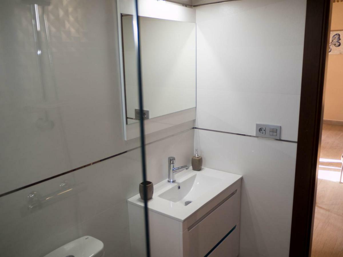 Apartamentos La Fabrica Villaluenga de la Vega Dış mekan fotoğraf