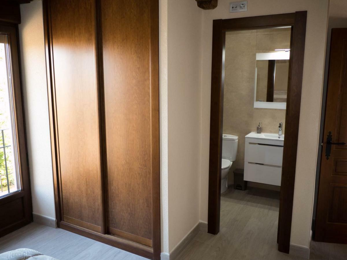 Apartamentos La Fabrica Villaluenga de la Vega Dış mekan fotoğraf