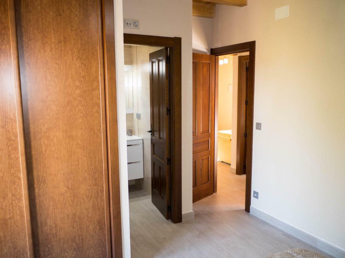Apartamentos La Fabrica Villaluenga de la Vega Dış mekan fotoğraf