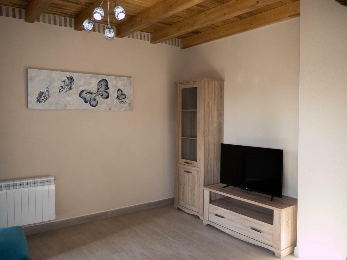 Apartamentos La Fabrica Villaluenga de la Vega Dış mekan fotoğraf