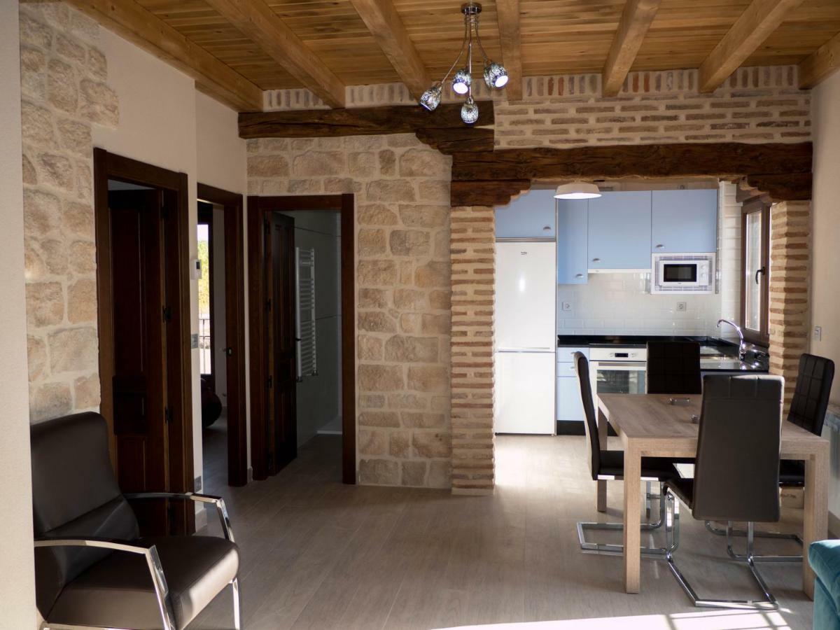 Apartamentos La Fabrica Villaluenga de la Vega Dış mekan fotoğraf